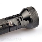 Kompaktiškas „Dulotec E2“ tolimasis žibintuvėlis su įkomplektuotu akumuliatoriumi » Dulotec.LT