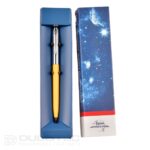 „Fisher Space Pen Cap-O-Matic“, chromuotas dangtelis, geltonas korpusas, modelis 775-Y, dovanų dėžutėje » Dulotec.LT