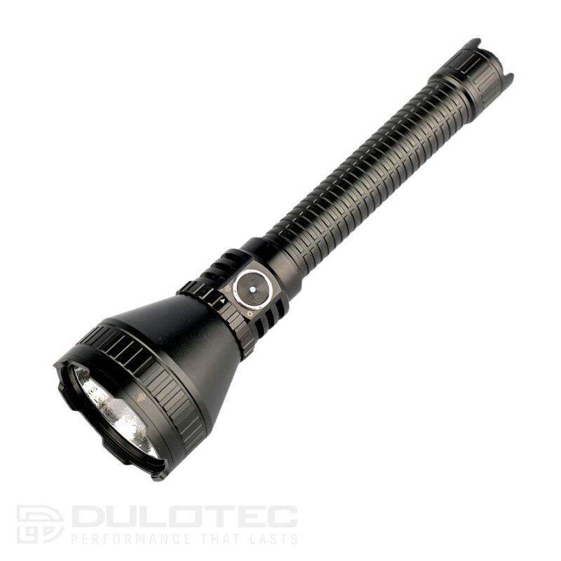 Galingas tolimasis žibintuvėlis „Dulotec Tracker 1300“ – iki 6 500 liumenų, iki 1 300 metrų » Dulotec.LT