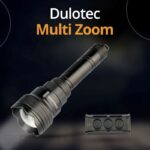 „Dulotec Multi Zoom“ žibintuvėlis, 1 200 liumenų, matomumas iki 1 300 metrų, su nuotolinio valdymo pultu » Dulotec.LT