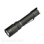 „Dulotec Defender“ taktinis žibintuvėlis – 2 300 liumenų, iki 530 metrų » Dulotec.LT