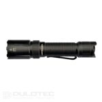 „Dulotec Defender“ taktinis žibintuvėlis – 2 300 liumenų, iki 530 metrų » Dulotec.LT